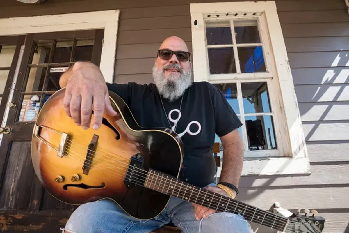 Image of the Southbound stage with a mircophone in the foreground.